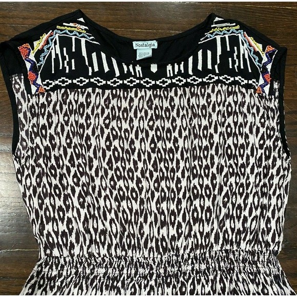 Nostalgia Animal Print Dress Women's Size S Pockets Beaded & Embroidered Neck - Picture 2 of 10